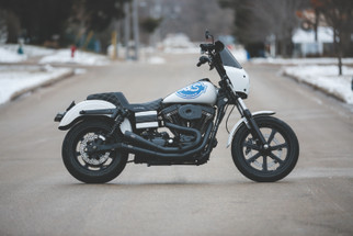 S&S Cycle 01-15 Fuel-Injected Softail Models Stealth Air Cleaner Kit w/ Black Tribute Cover
