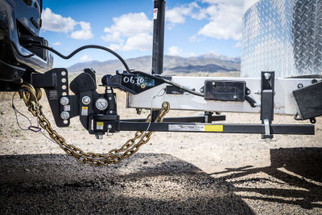 Weigh Safe True Tow Middleweight Distribution 4in Drop & 2in Shank (Rated for 8.5K GTWR) w/WS05