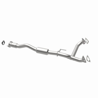 MagnaFlow Direct Fit Catalytic Converter 2015 Colorado 3.6 Underbody
