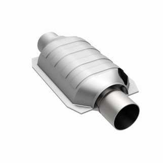 MagnaFlow Universal Catalytic Converter 2.5 W/Dual O2 Boss