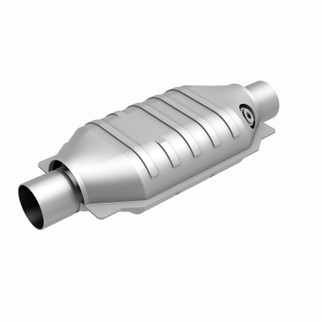 MagnaFlow Universal Catalytic Converter 2.25 W/O2 Boss