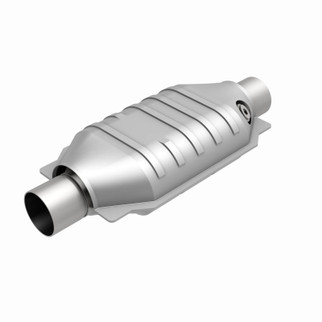 MagnaFlow Universal Catalytic Converter 2.25 W/O2 Boss