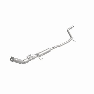 MagnaFlow Direct Fit Catalytic Converter 12-15 Toyota Prius Plug -In Underbody 1.8L