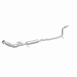 MagnaFlow Direct Fit Catalytic Converter 12-15 Toyota Prius Plug -In Underbody 1.8L