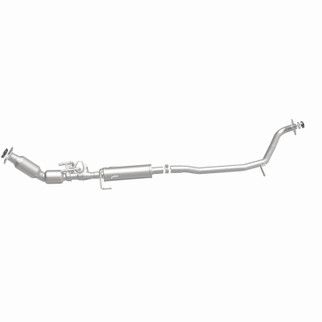 MagnaFlow Direct Fit Catalytic Converter 12-15 Toyota Prius Plug -In Underbody 1.8L