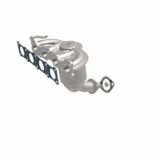 MagnaFlow Direct Fit Catalytic Converter 11-13 Kia Sorento 2.4L Manifold