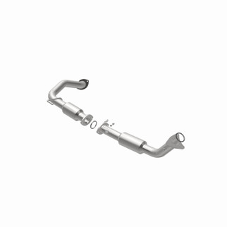 MagnaFlow 08-17 Toyota Sequoia 5.7L CARB Compliant Direct-Fit Catalytic Converter