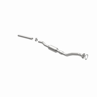 MagnaFlow Direct Fit Catalytic Converter 96-99 Audi A4/A4 Quattro 2.8L P/S (49 State)