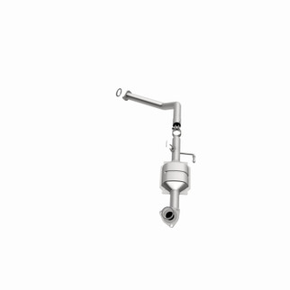 MagnaFlow Direct Fit Catalytic Converter 01-04 Toyota Sequoia 4.7L D/S