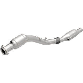 MagnaFlow Direct Fit Catalytic Converter 04-06 Audi S4 4.2L