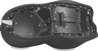 Mustang 15-21 Harley Freewheeler Std Touring Deluxe 1PC Seat w/Driver and Passenger Backrest - Black