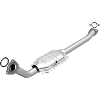 MagnaFlow Direct Fit Catalytic Converter 05-07 Toyota Sequoia 8 4.7L P/S