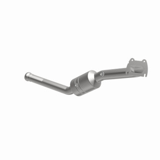 MagnaFlow Direct Fit Catalytic Converter OEM 11-12 Jeep Grand Cherokee 3.6L