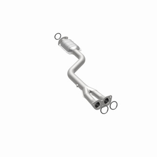 MagnaFlow Direct Fit Catalytic Converter 00-05 Lexus GS300 3.0L