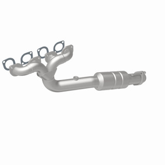 MagnaFlow Direct Fit Catalytic Converter 02-03 BMW 745i 4.4L D/S