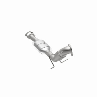 MagnaFlow Direct Fit Catalytic Converter 03-04 Volvo V70 2.5L