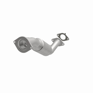 MagnaFlow Direct Fit Catalytic Converter 07-08 Buick Lucerne 3.8L