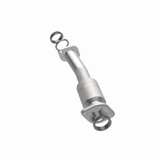 MagnaFlow Direct Fit Catalytic Converter 11-15 Sienna 3.5 Underbody