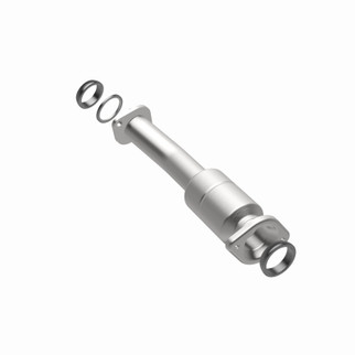 MagnaFlow Direct Fit Catalytic Converter 11-15 Sienna 3.5 Underbody