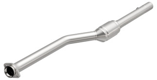 MagnaFlow Direct Fit Catalytic Converter 1999 BMW 540I 4.4L P/S