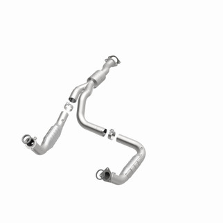 MagnaFlow Direct Fit Catalytic Converter 2011-2012 EXPRESS 2500 6.0L 6.0L Underbody