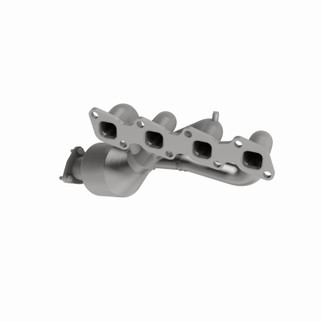 MagnaFlow Direct Fit Catalytic Converter 98-99 Nissan Frontier 2.4L