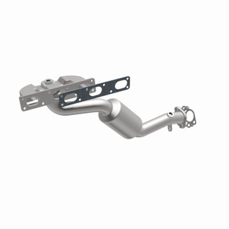 MagnaFlow Direct Fit Catalytic Converter BMW 3 01-05 Front