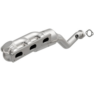 MagnaFlow Direct Fit Catalytic Converter BMW 5 99-00 Front