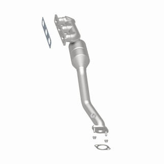 MagnaFlow Direct Fit Catalytic Converter BMW 5 99-00 Front