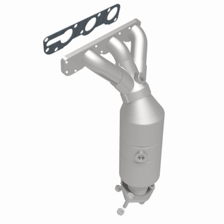 MagnaFlow Direct Fit Catalytic Converter 04-05 Suzuki Verona 2.5L