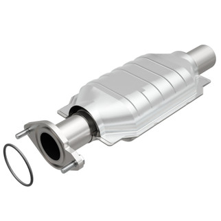 MagnaFlow Direct Fit Catalytic Converter 10-12 Fusion 3.0L