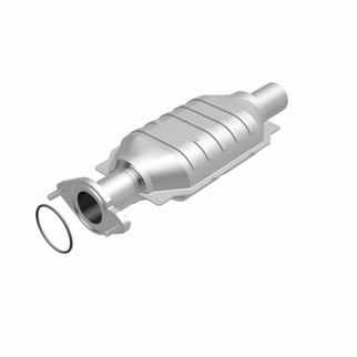 MagnaFlow Direct Fit Catalytic Converter 10-12 Fusion 3.0L