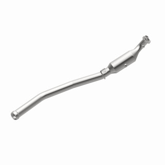 MagnaFlow Direct Fit Catalytic Converter 2007-2012 GL450 4.6 L Underbody