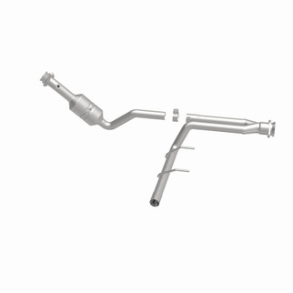 MagnaFlow Direct Fit Catalytic Converter 2011-2014 F-150 3.7L Underbody