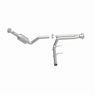 MagnaFlow Direct Fit Catalytic Converter 2011-2014 F-150 3.7L Underbody