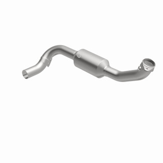 MagnaFlow Direct Fit Catalytic Converter 05-06 Lincoln Navigator 5.4L