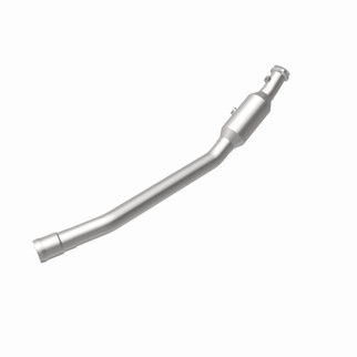 MagnaFlow Direct Fit Catalytic Converter 13-14 Mercedes-Benz GL450 V8 4.6 OEM Underbody