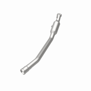 MagnaFlow Direct Fit Catalytic Converter 13-14 Mercedes-Benz GL450 V8 4.6 OEM Underbody