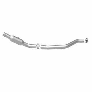 MagnaFlow Direct Fit Catalytic Converter 13-14 Mercedes-Benz GL450 V8 4.6 OEM Underbody
