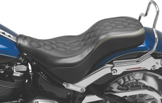 Mustang 18-23 Harley Fat Boy DayTripper 1PC Seat - Black