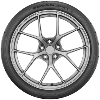 Yokohama Advan Apex V601 Tire - 255/40R18 99Y