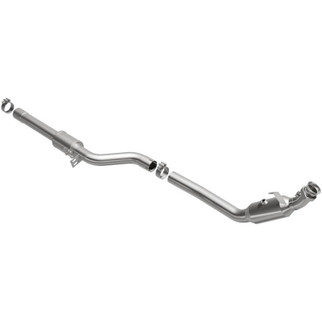MagnaFlow Direct Fit Catalytic Converter 2013-2017 SL550 V8 4.6 OEM Underbody
