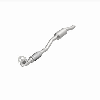 MagnaFlow Direct Fit Catalytic Converter 2008 Astra L4 1.8 OEM Underbody