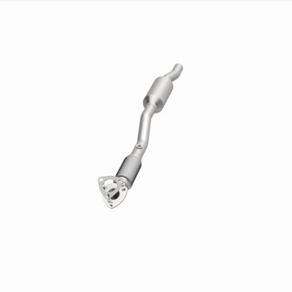 MagnaFlow Direct Fit Catalytic Converter 2008 Astra L4 1.8 OEM Underbody