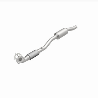 MagnaFlow Direct Fit Catalytic Converter 2008 Astra L4 1.8 OEM Underbody