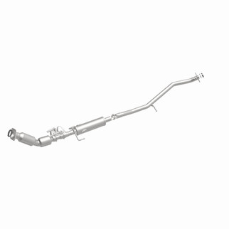MagnaFlow Direct Fit Catalytic Converter 12-17 Toyota Prius V Base Underbody 1.8L