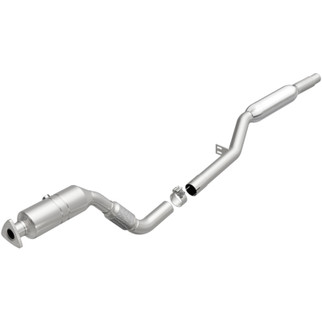 MagnaFlow Direct Fit Catalytic Converter 2005-2007 A6 QUATTRO 3.2L Underbody