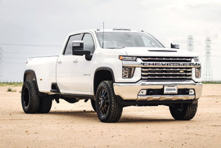 Cognito 11-19 Chevrolet Silverado 2500 HD 2WD/4WD 3in Perf. Leveling Kit w/ 2.0 IFP Shocks