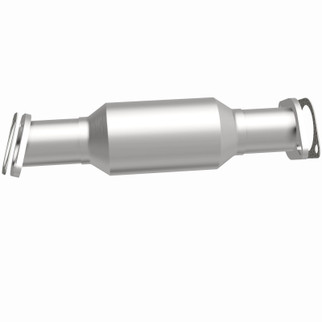 Magnaflow 07-10 Kia Sedona 3.8L California Grade CARB Compliant DF Catalytic Converter