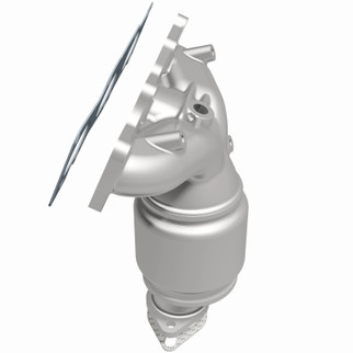 Magnaflow 07-10 Kia Sedona 3.8L California Grade CARB Compliant DF Manifold Catalytic Converter